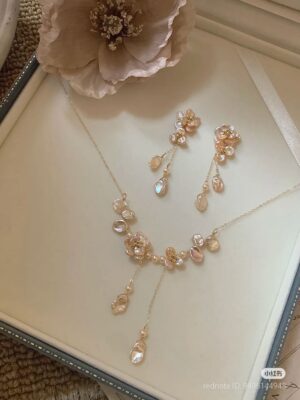 Conxunto “Flores de Perla”